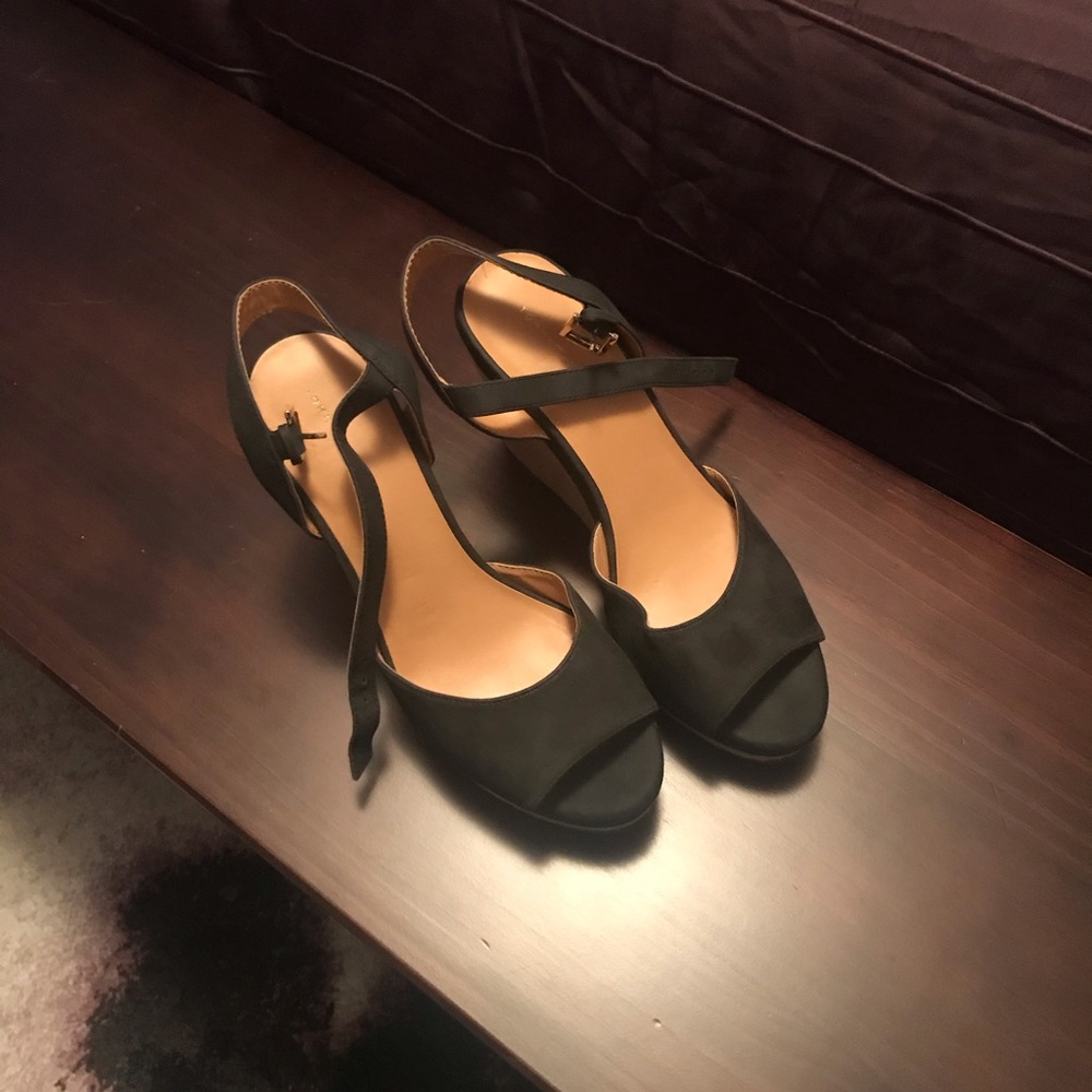 Tommy Hilfiger Kali Espadrille Wedge Sandals.